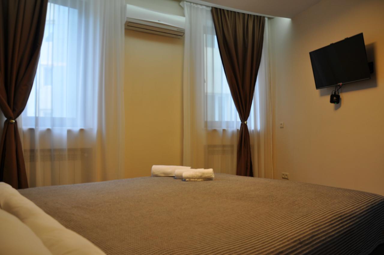 All Seasons Hotel On Freedom Square Tbilisi ภายนอก รูปภาพ